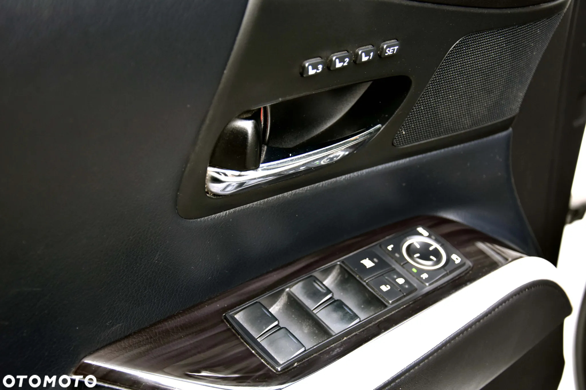 Lexus RX 200t / 300 Prestige - 30