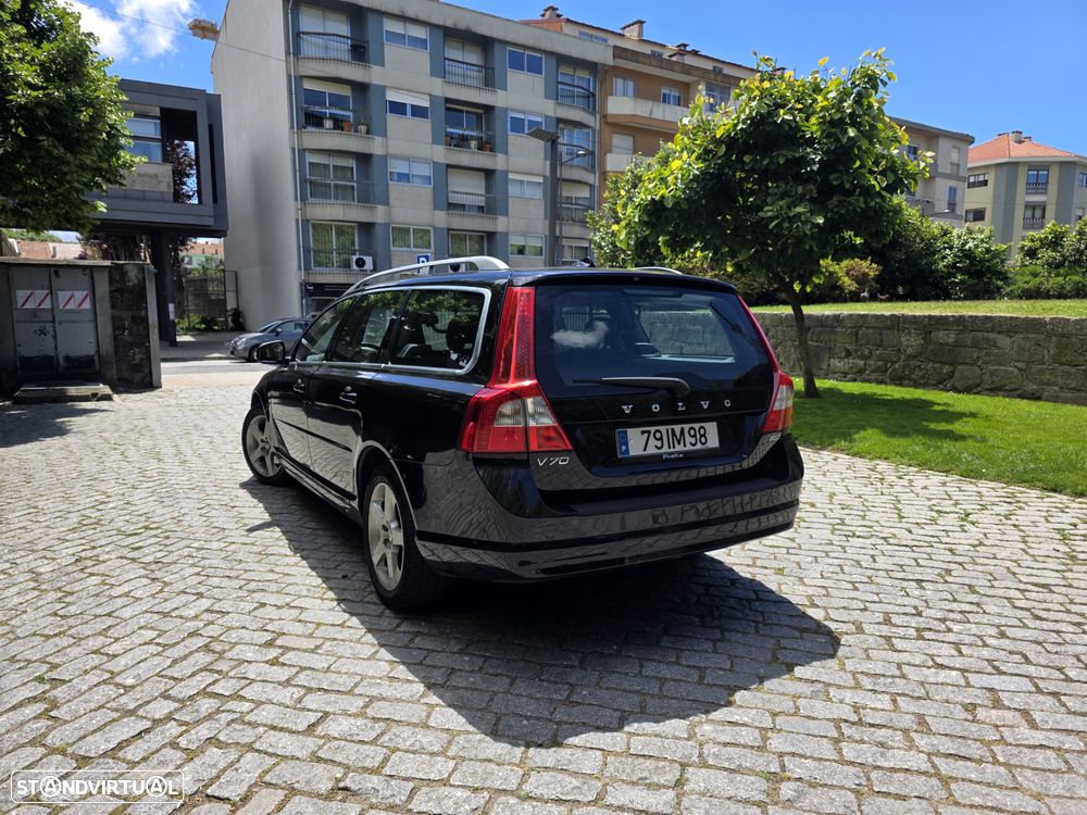 Volvo V70 2.0 D Nivel 3 - 7