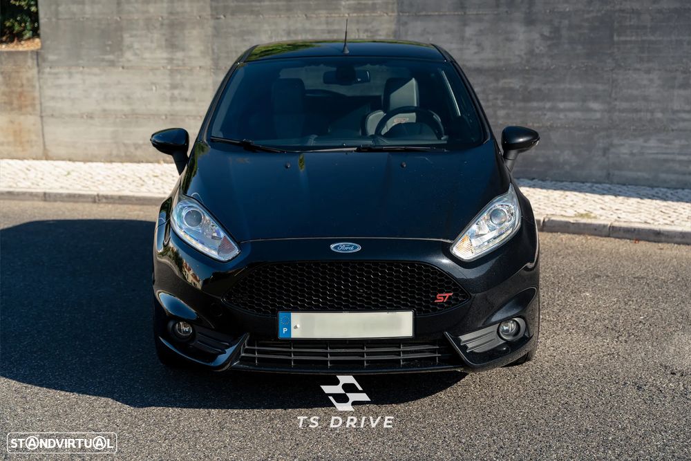 Ford Fiesta 1.6 EcoBoost ST - 4