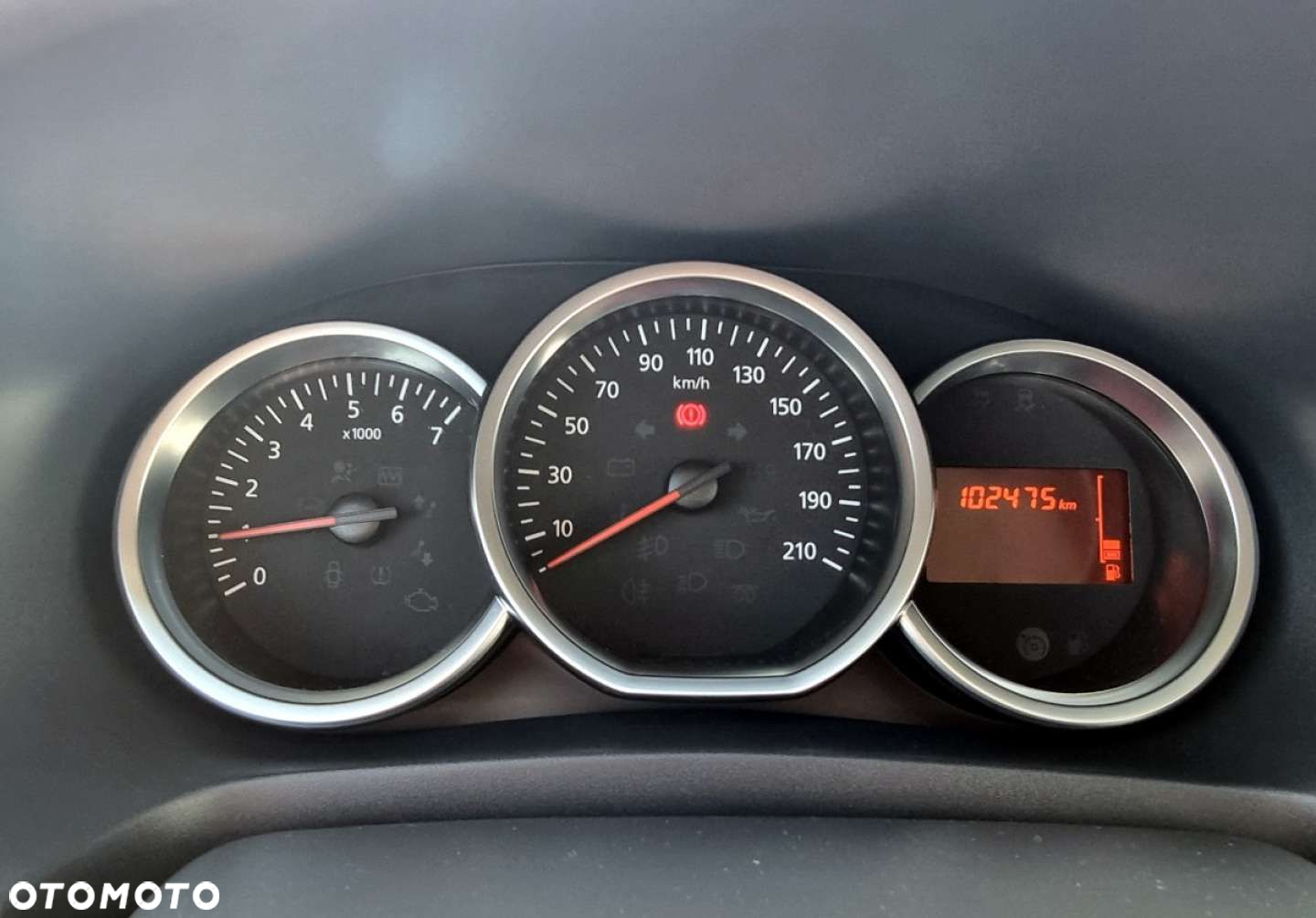 Dacia Sandero - 32
