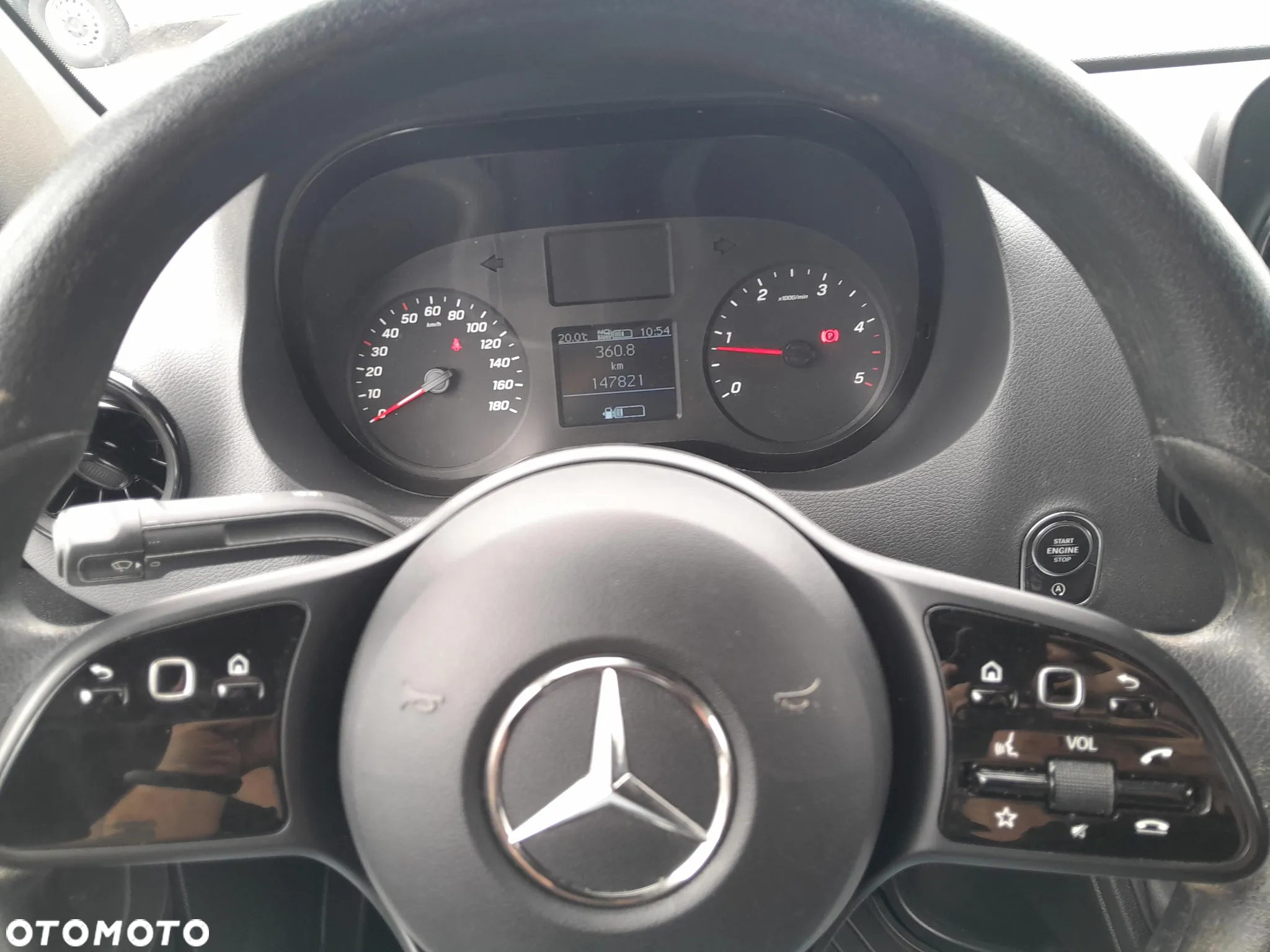 Mercedes-Benz Sprinter - 12