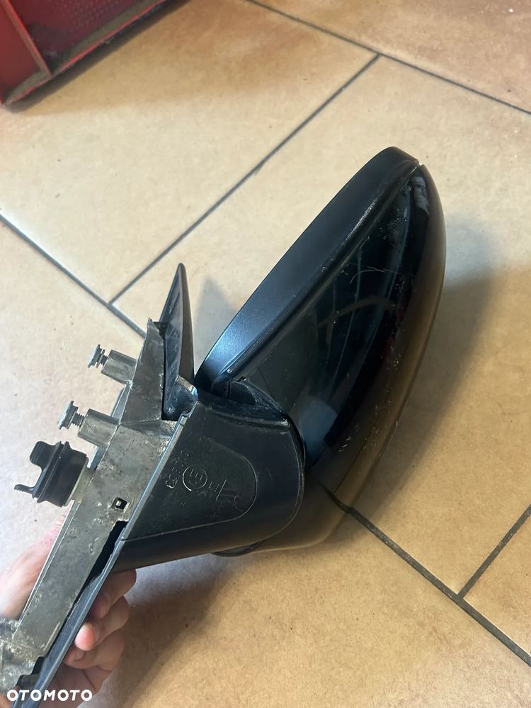 LUSTERKO BMW E87 PRAWE 5PIN EUROPA - 5