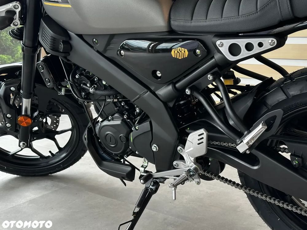 Yamaha XSR - 10