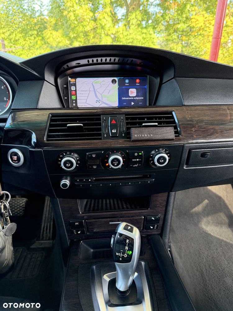 BMW 5 Series 2008 photo 5