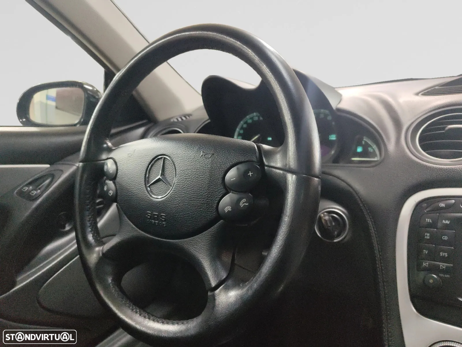 Mercedes-Benz SL 500 7G-TRONIC - 12