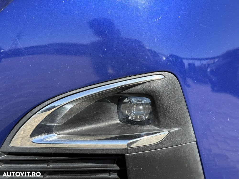 Peugeot 3008 PureTech 130 Stop & Start GPF EAT8 Active Business-Paket - 9