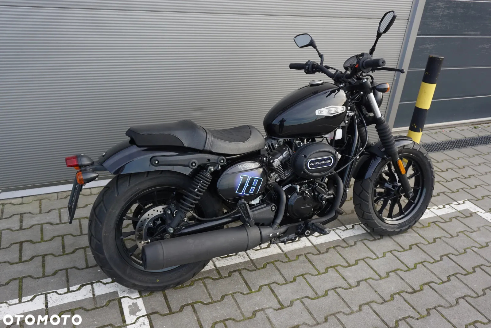 Hyosung GV - 3