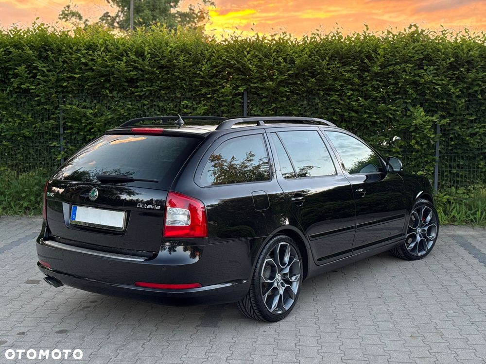 Skoda Octavia 2.0 TDI CR DPF DSG RS - 5