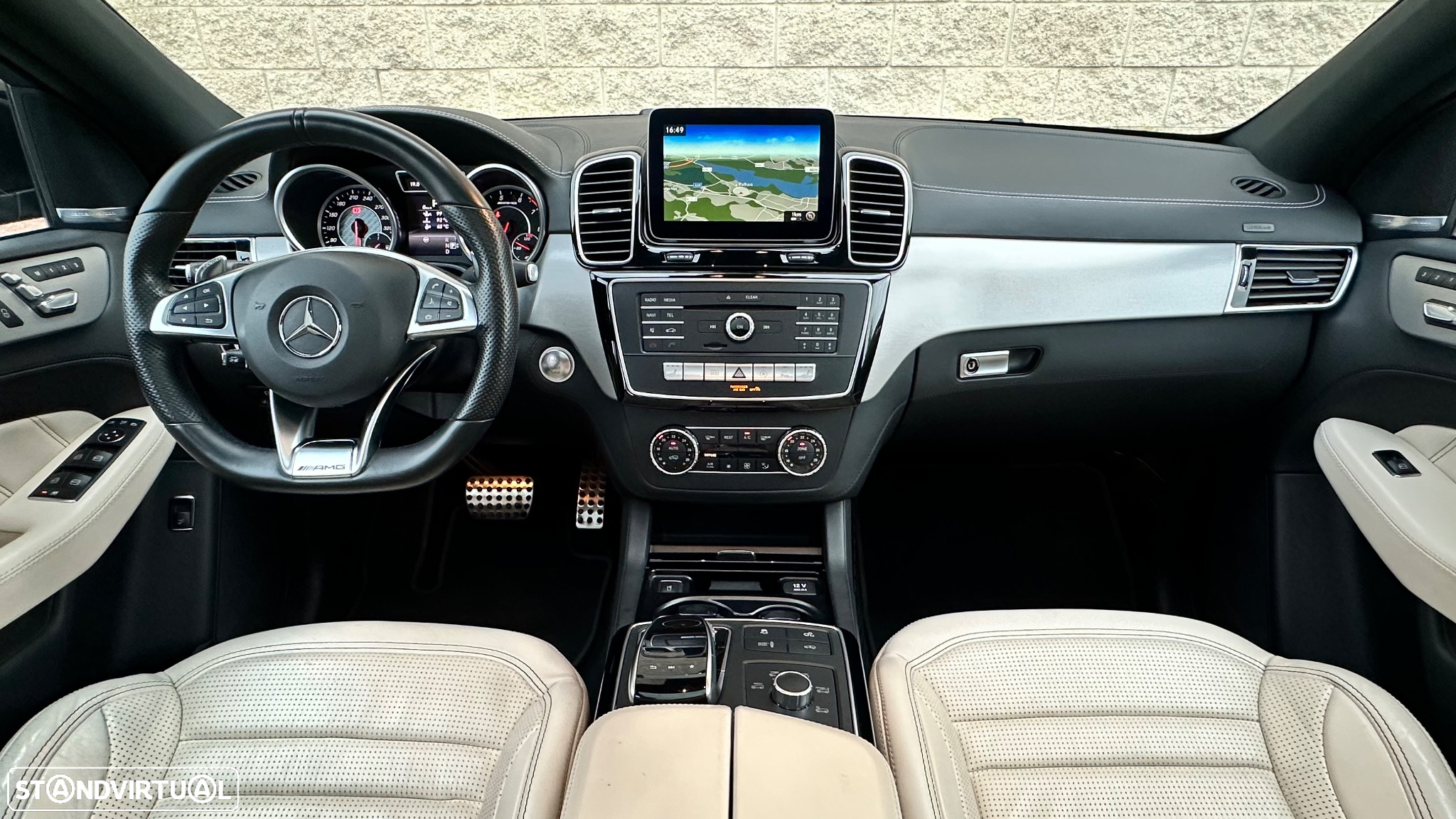 Mercedes-Benz GLE 63 AMG 4-Matic - 23