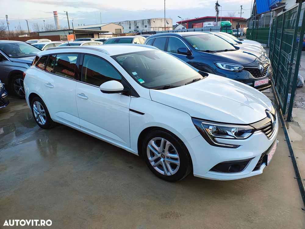 Renault Megane dCi 95 FAP Paris Business - 10