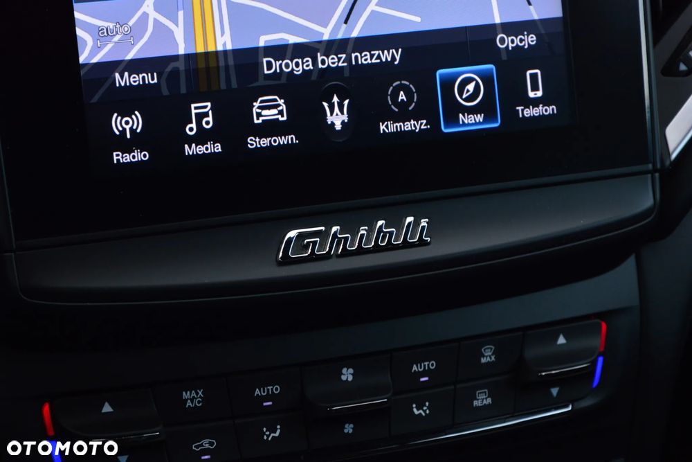 Maserati Ghibli Automatik - 23