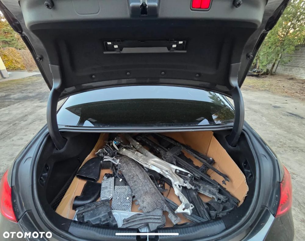 Mercedes-Benz Klasa C 220 d 9G-TRONIC - 11