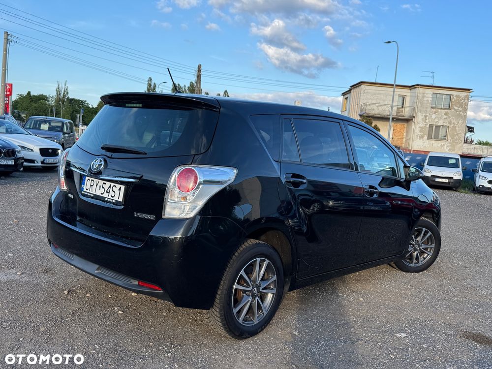 Toyota Verso 2.0 D-4D Prestige - 12