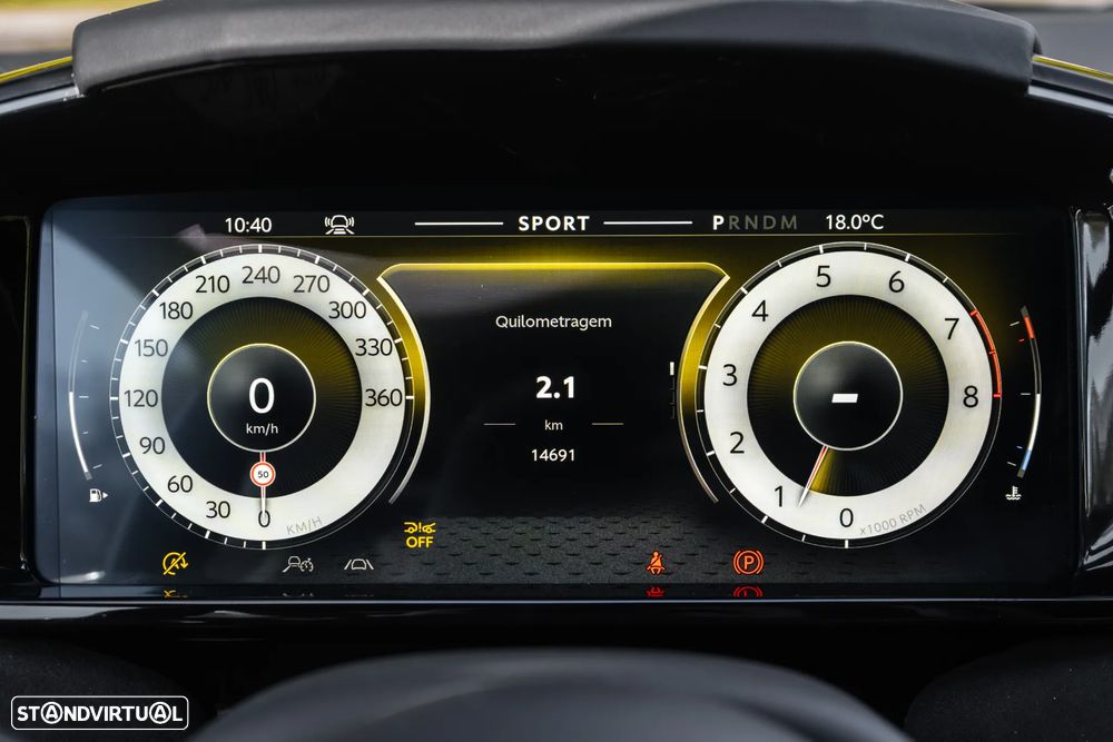 Aston Martin Vantage Coupe - 19