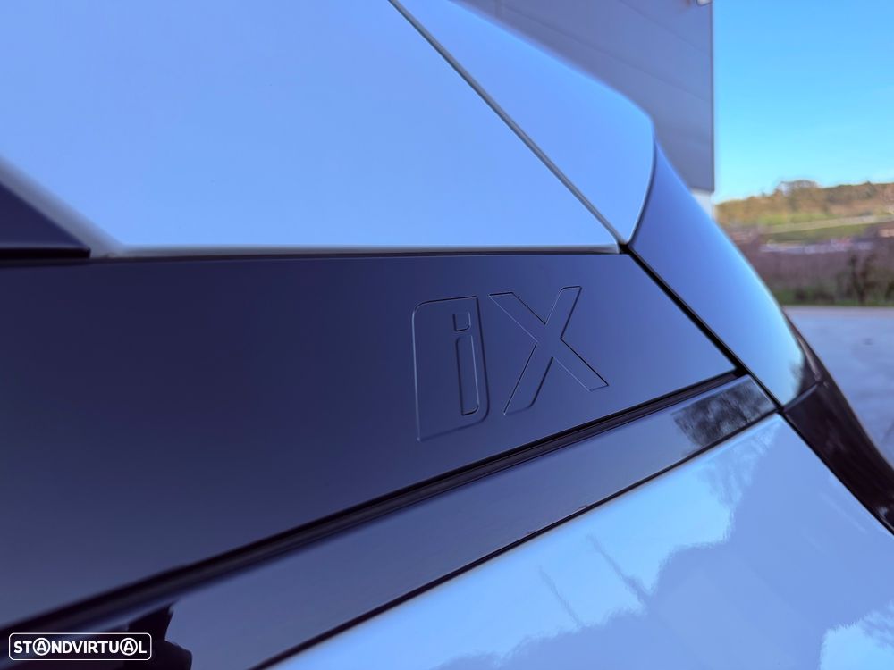 BMW iX xDrive40 - 18