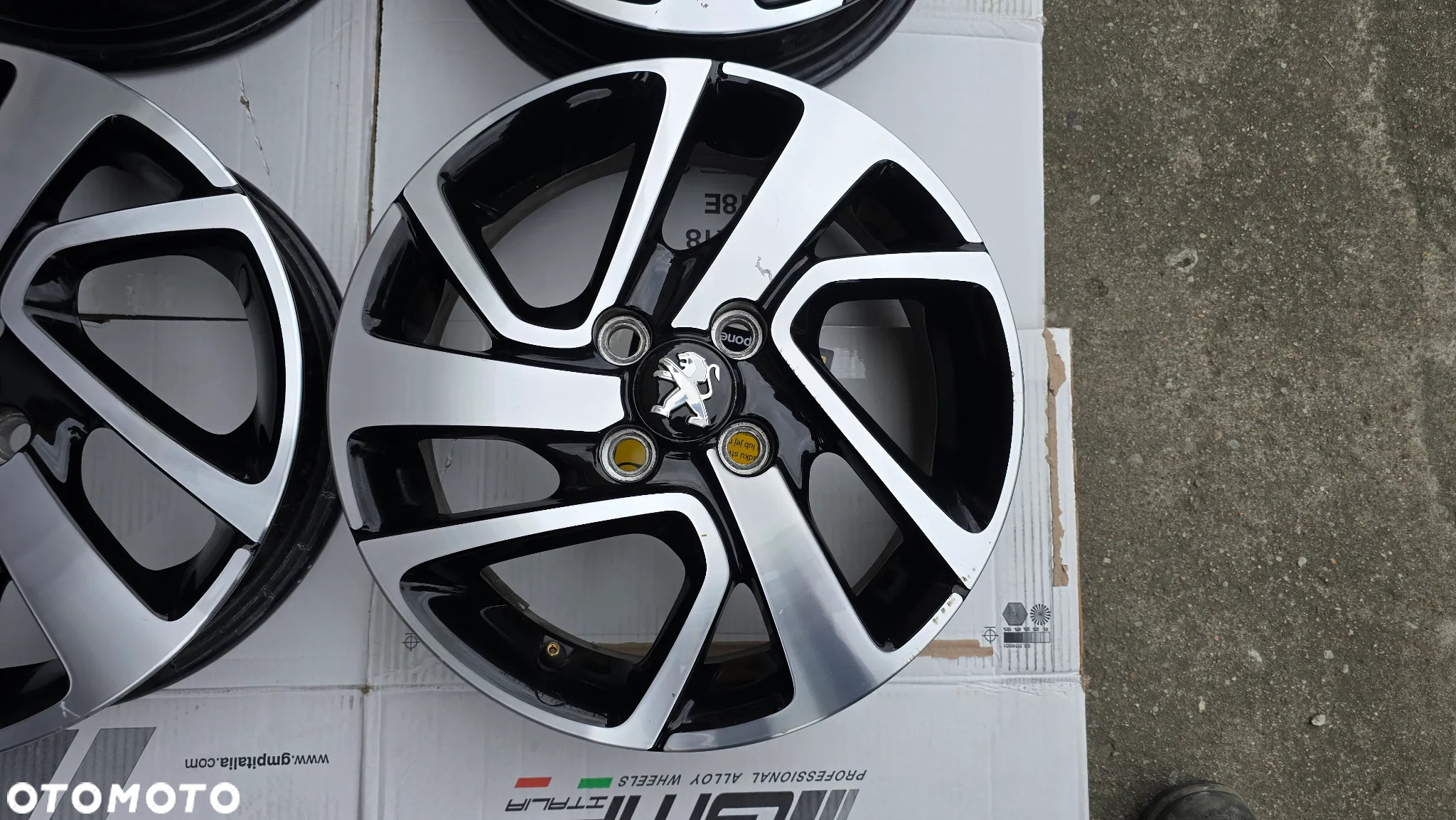 FELGI PEUGEOT 108 C1 AYGO 15'' 15 cali 4.5JX15 ET-35 4X100 ŁADNE KOMPLET B000908277 - 2