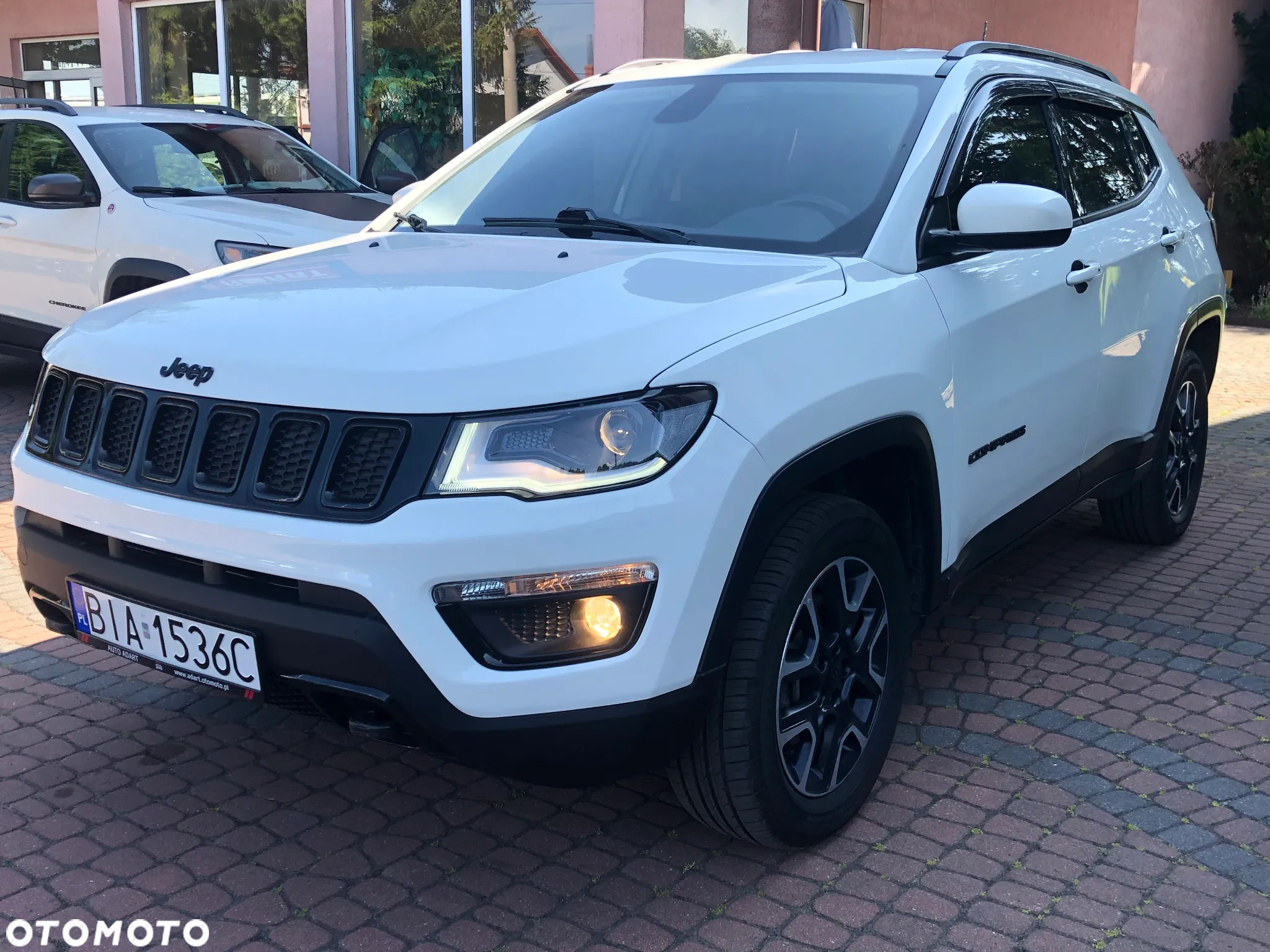Jeep Compass - 8