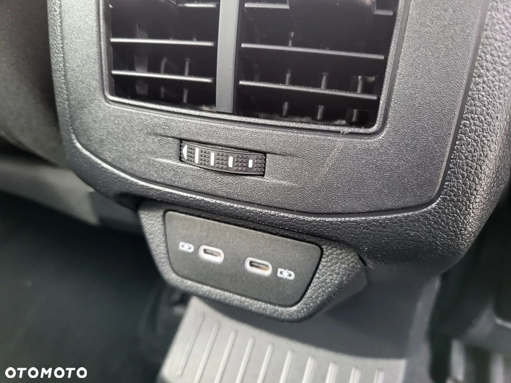 Volkswagen T-Roc 1.5 TSI ACT Advance DSG - 14