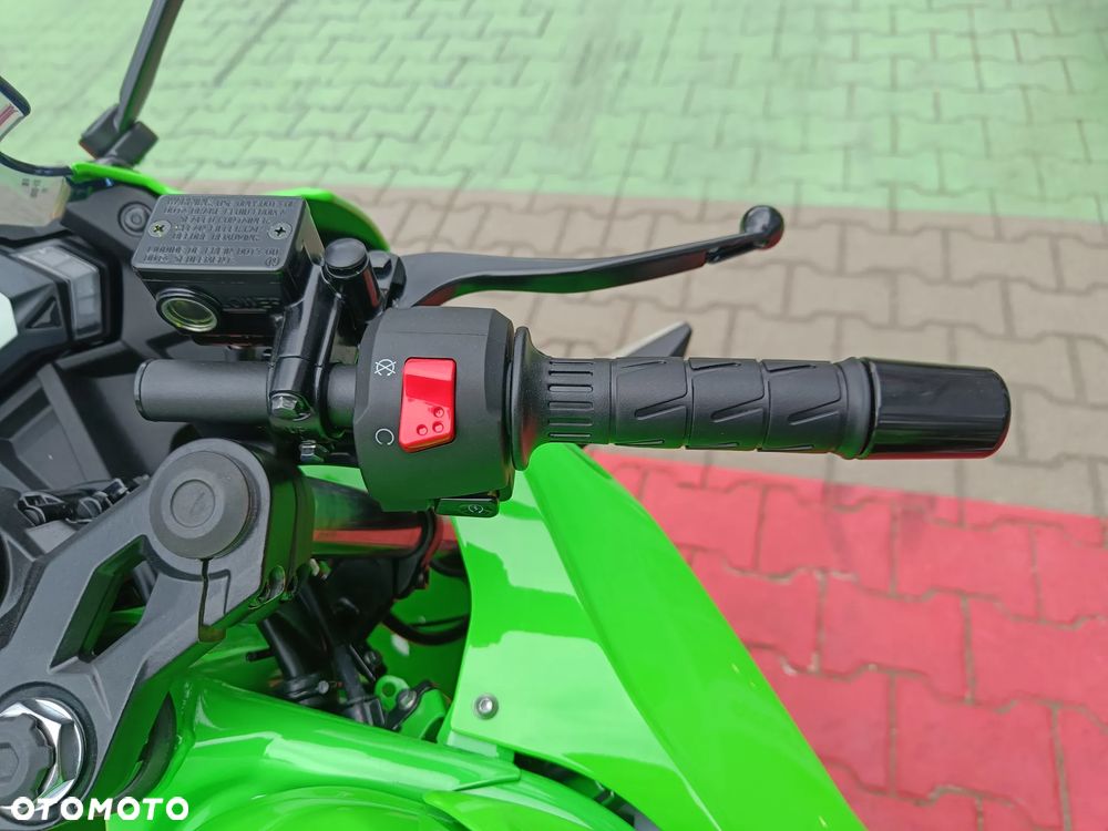 Kawasaki Ninja - 9
