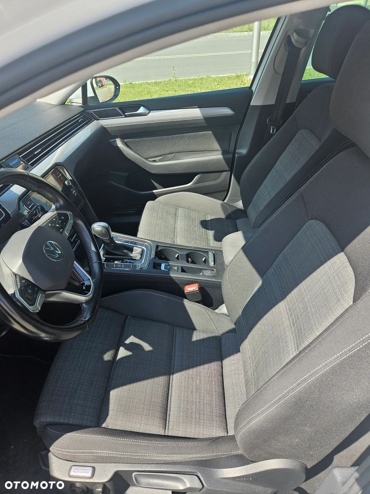 Volkswagen Passat - 7