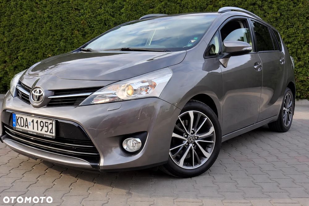Toyota Verso 1.8 Premium EU5 7os - 1