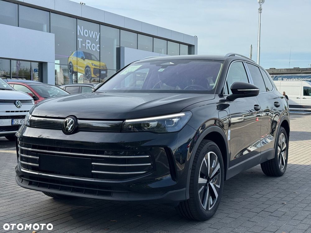 Volkswagen Tiguan - 5