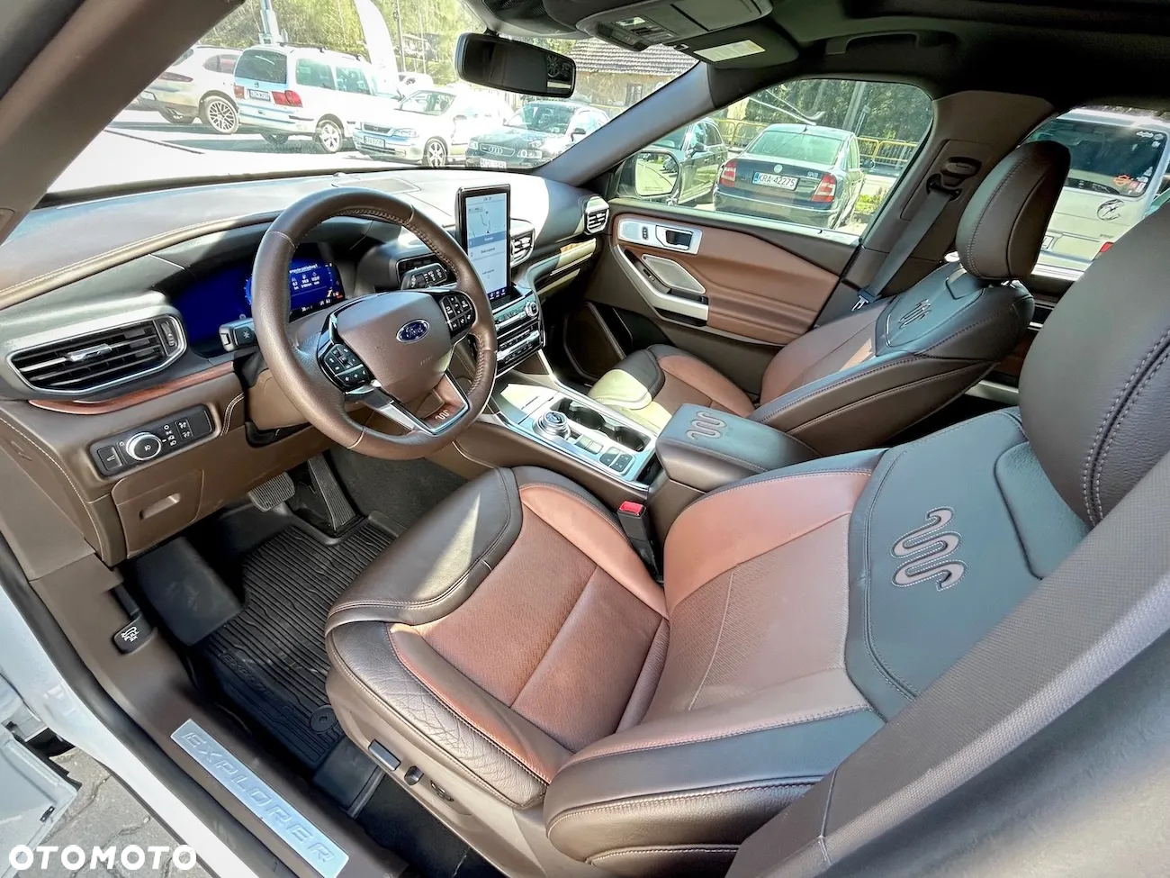 Ford Explorer - 20