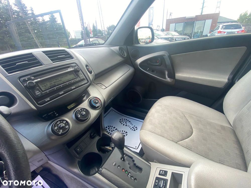 Toyota RAV4 2.5 VVT-i Base 4x2 - 20