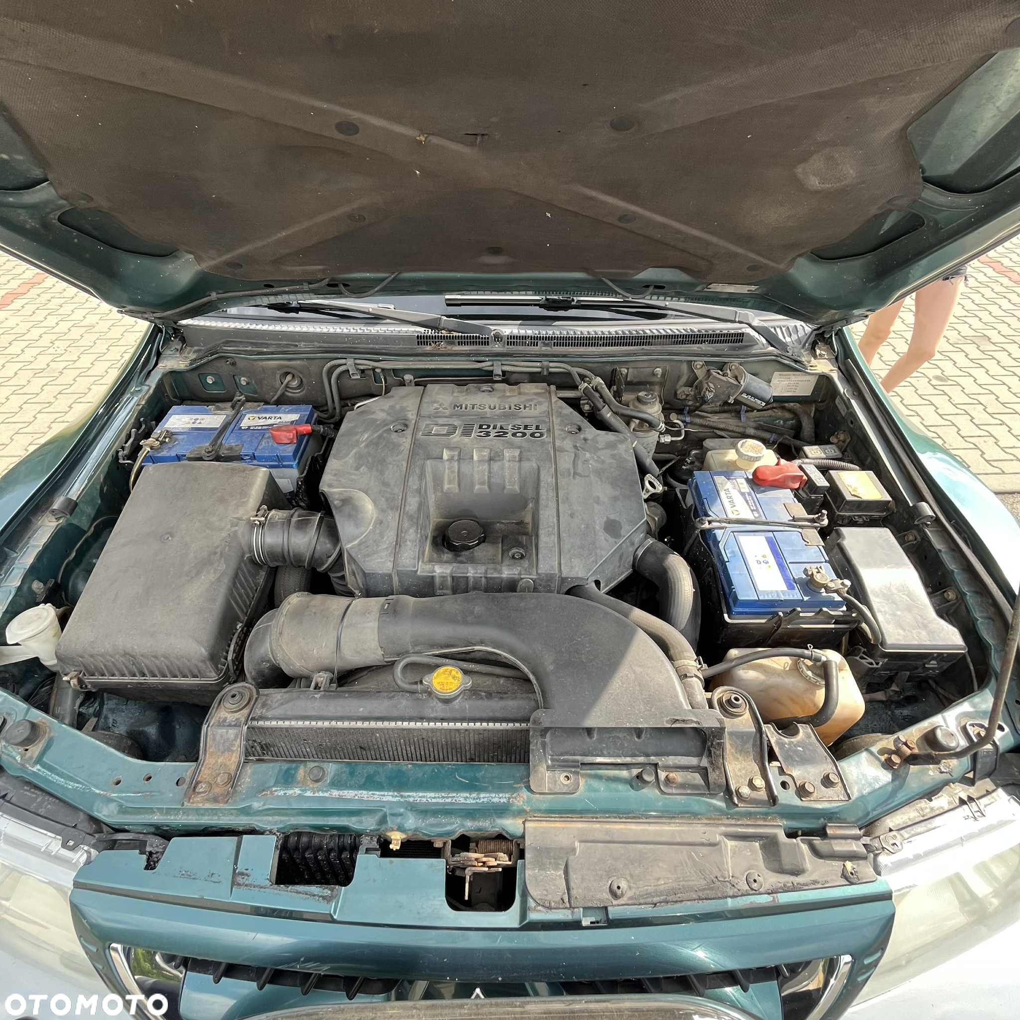 Mitsubishi Pajero - 25