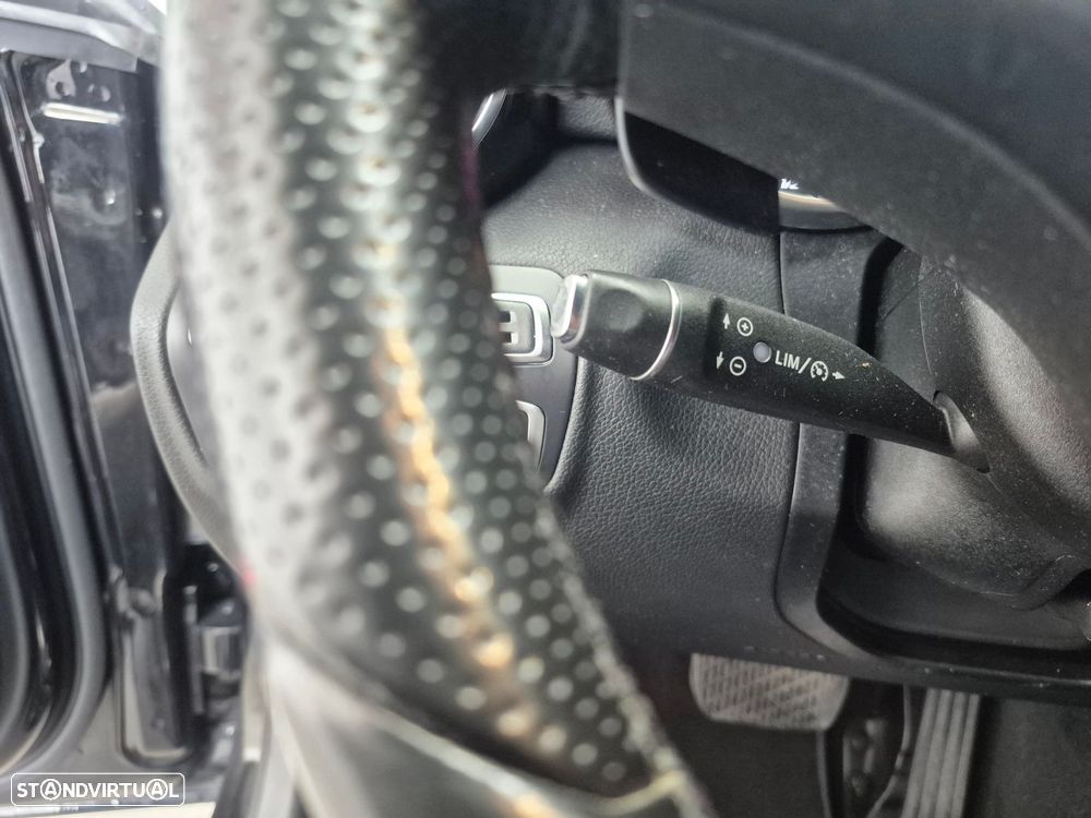Mercedes-Benz C 220 d 4Matic 7G-TRONIC AMG Line - 14