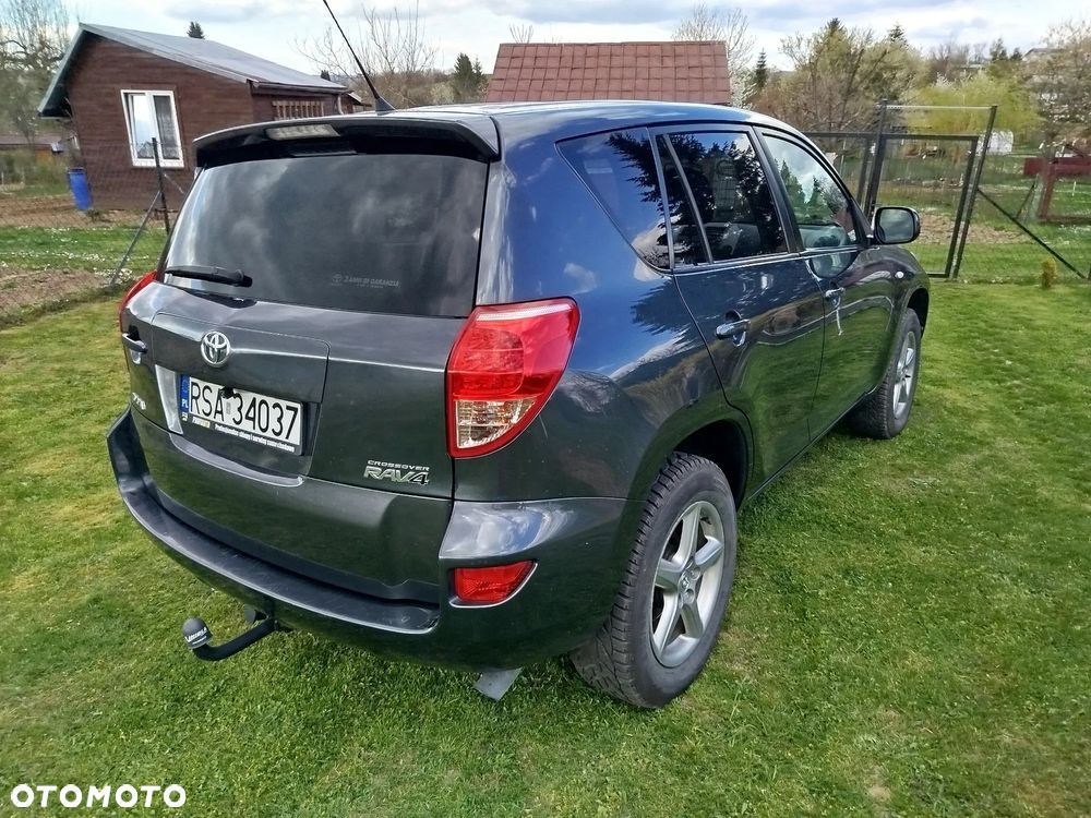 Toyota RAV4 2.0 VVT-i Luna - 6
