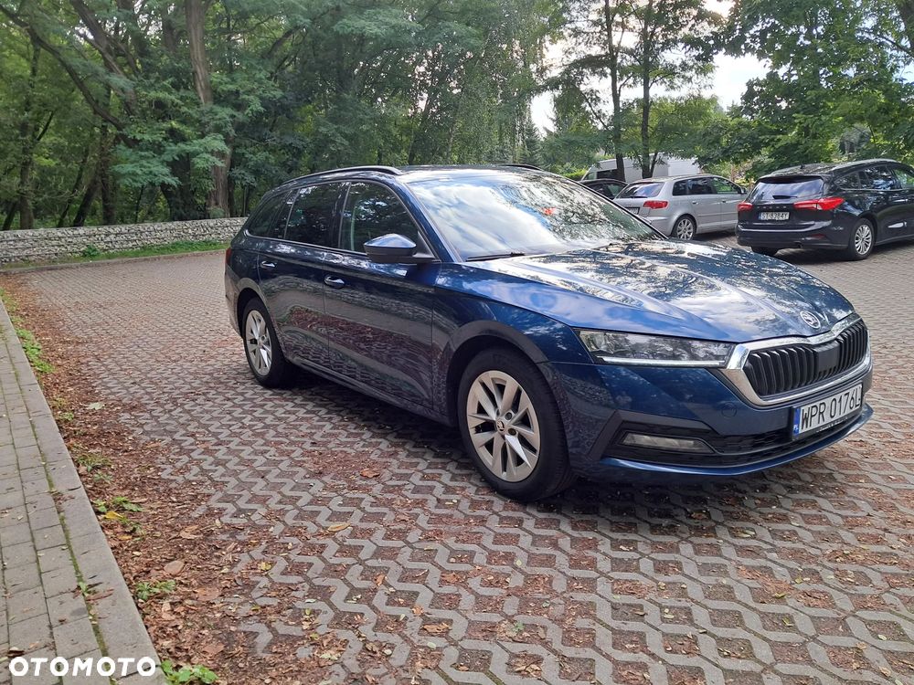 Skoda Octavia 2.0 TDI SCR Ambition DSG - 2