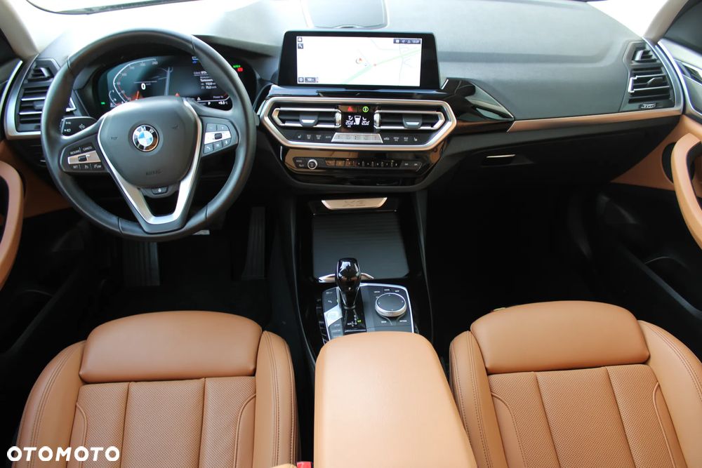 BMW X3 xDrive20d MHEV - 12
