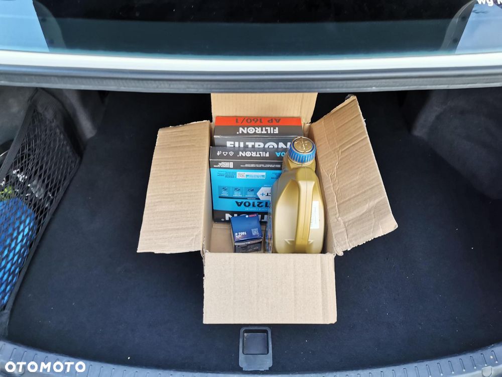 Toyota Avensis 1.8 Active - 2