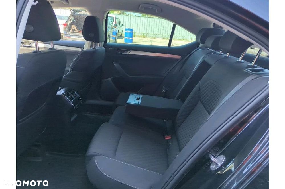 Skoda Superb 2.0 TSI 4x4 Ambition DSG - 8
