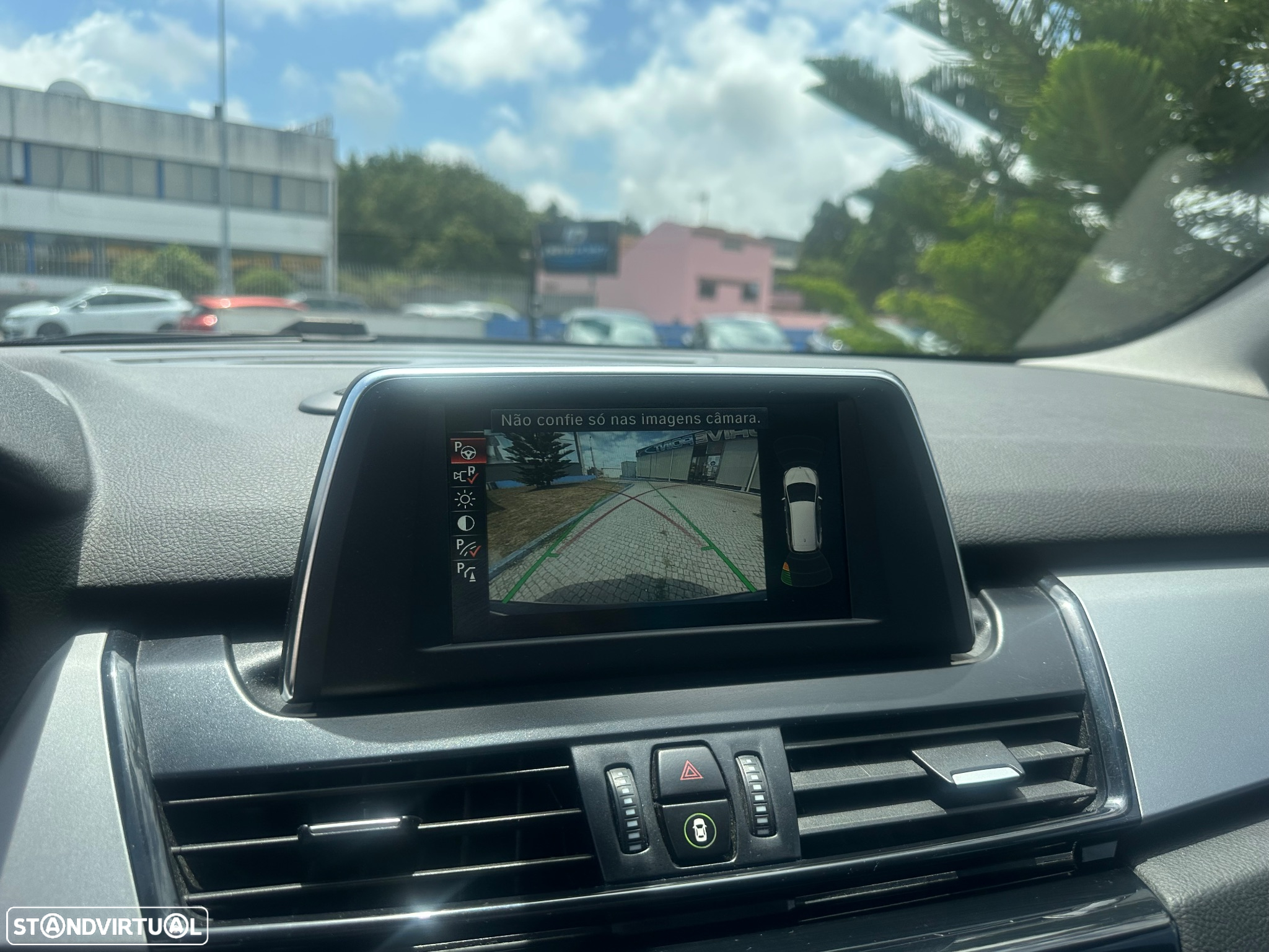 BMW 216 Gran Tourer d - 43