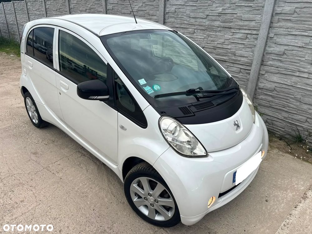 Peugeot iOn Active - 32