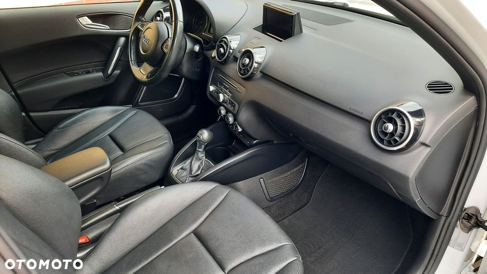 Audi A1 Sportback - 16