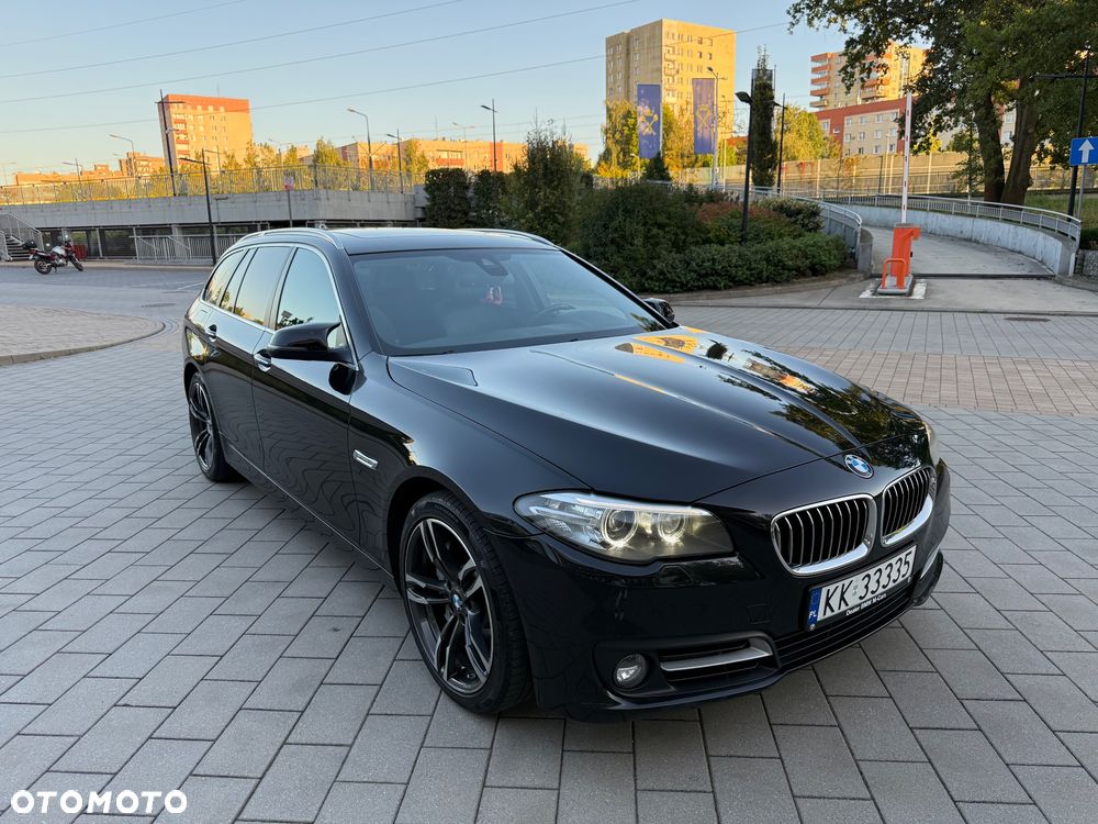 BMW Seria 5 525d Touring Modern Line - 8