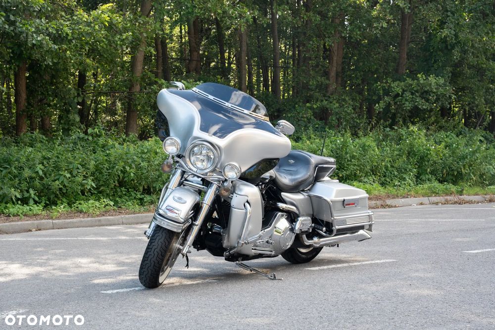 Harley-Davidson FLHTCU Ultra - 16