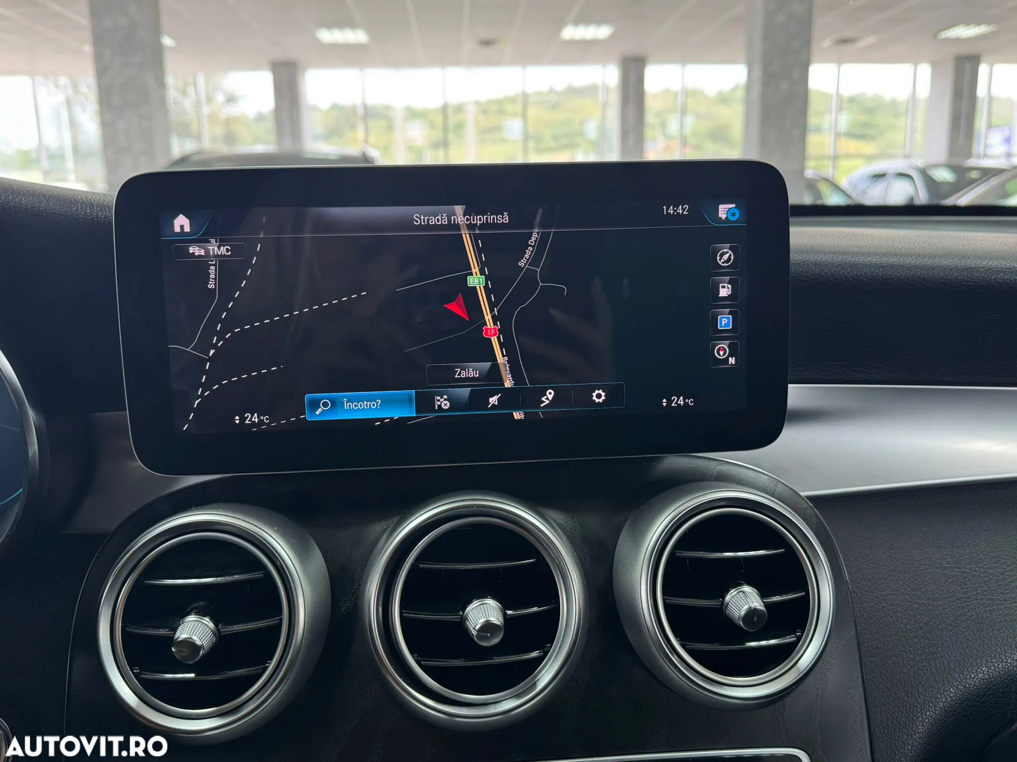 Mercedes-Benz GLC 300 d 4Matic 9G-TRONIC AMG Line - 25