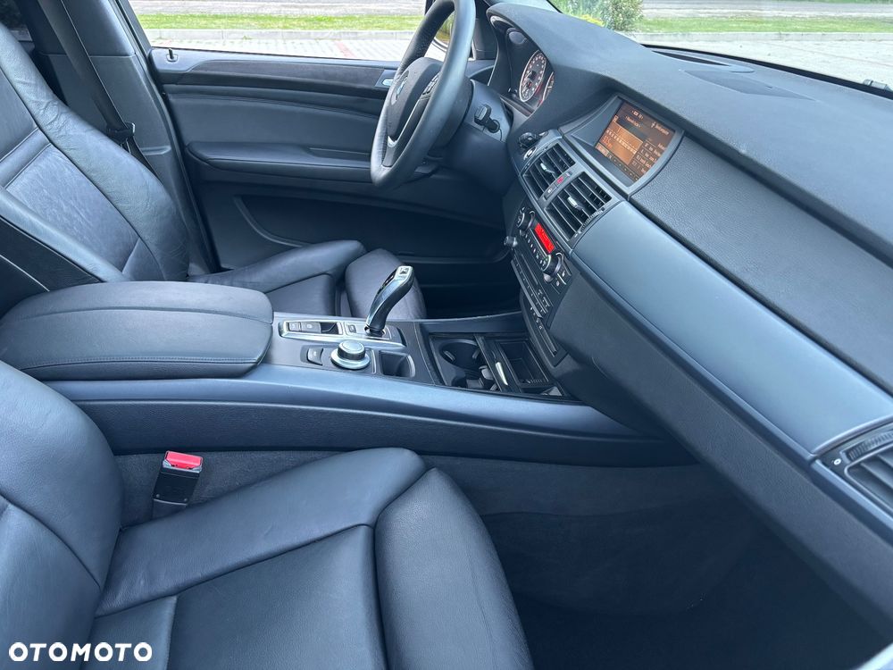BMW X5 xDrive30d - 28