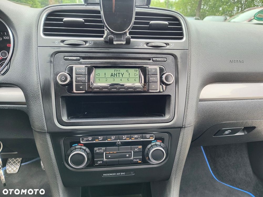 Volkswagen Golf - 20