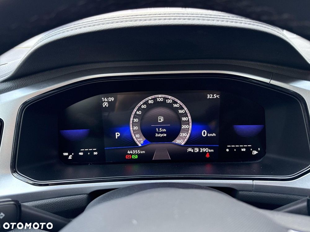 Volkswagen T-Roc - 27