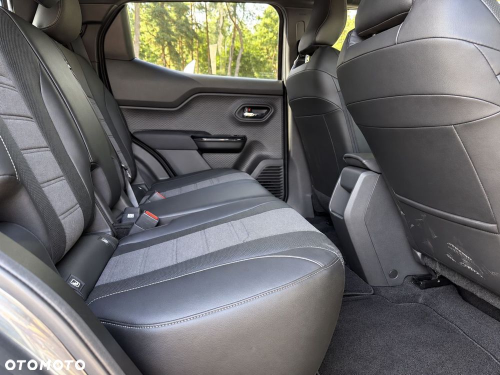 Toyota Urban Cruiser 61kWh Executive - 13