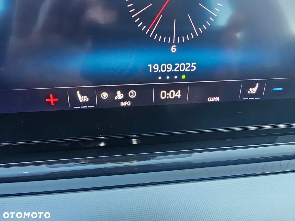 Skoda Octavia 2.0 TSI 4x4 Style DSG - 19