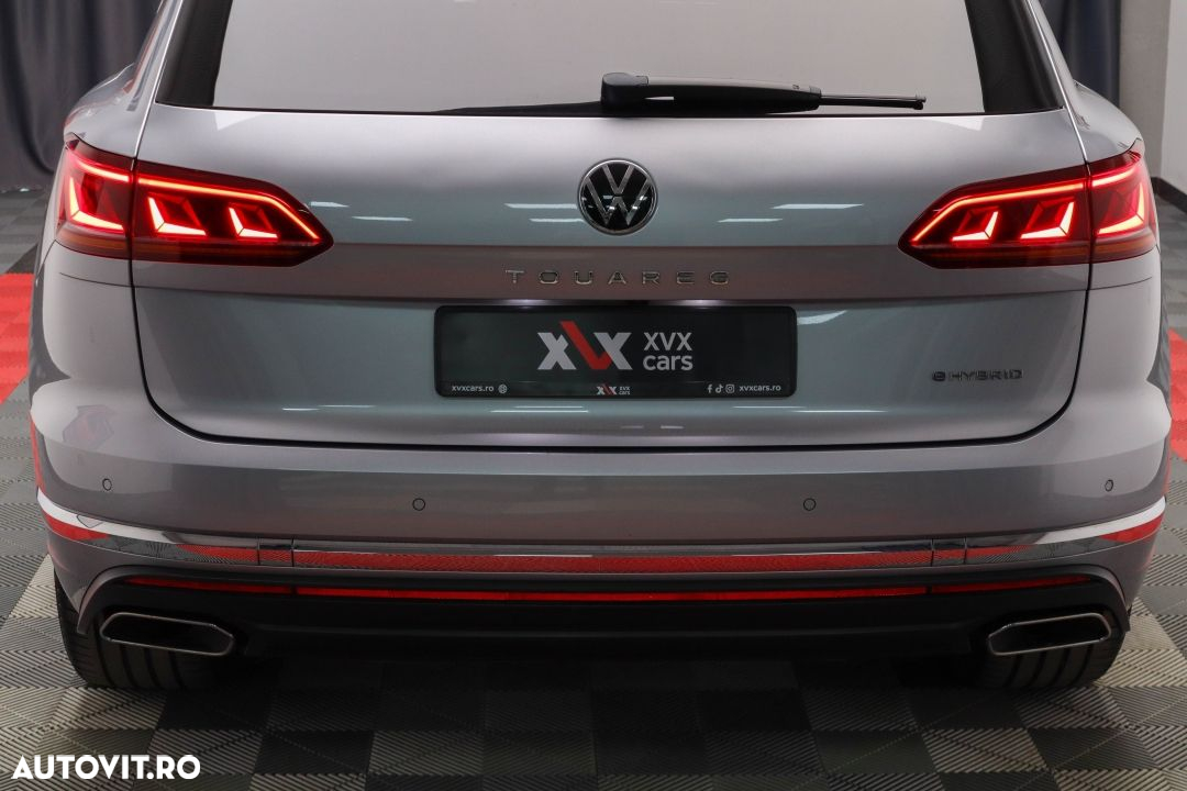 Volkswagen Touareg 3.0 V6 e-Hybrid 4Motion Aut. Elegance - 22