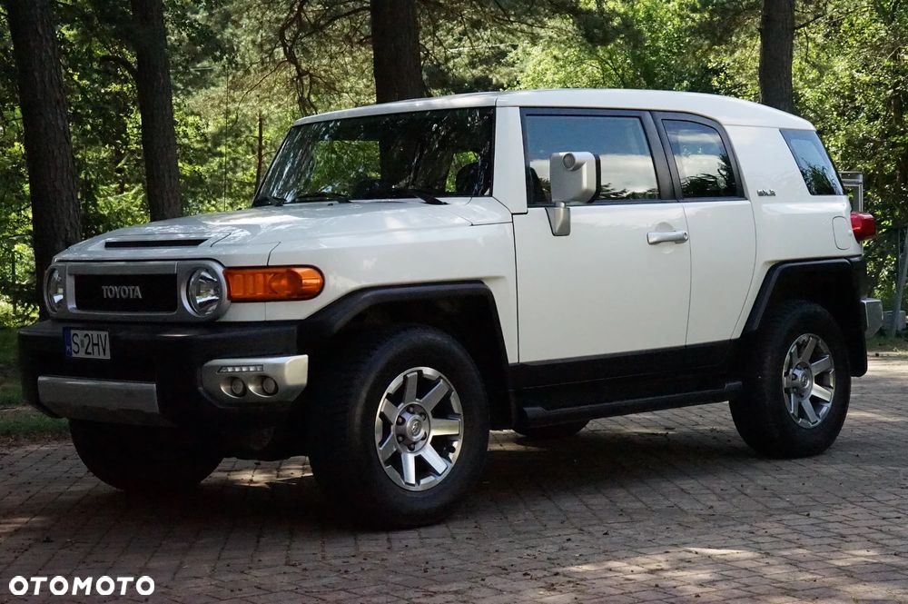 Toyota FJ - 1