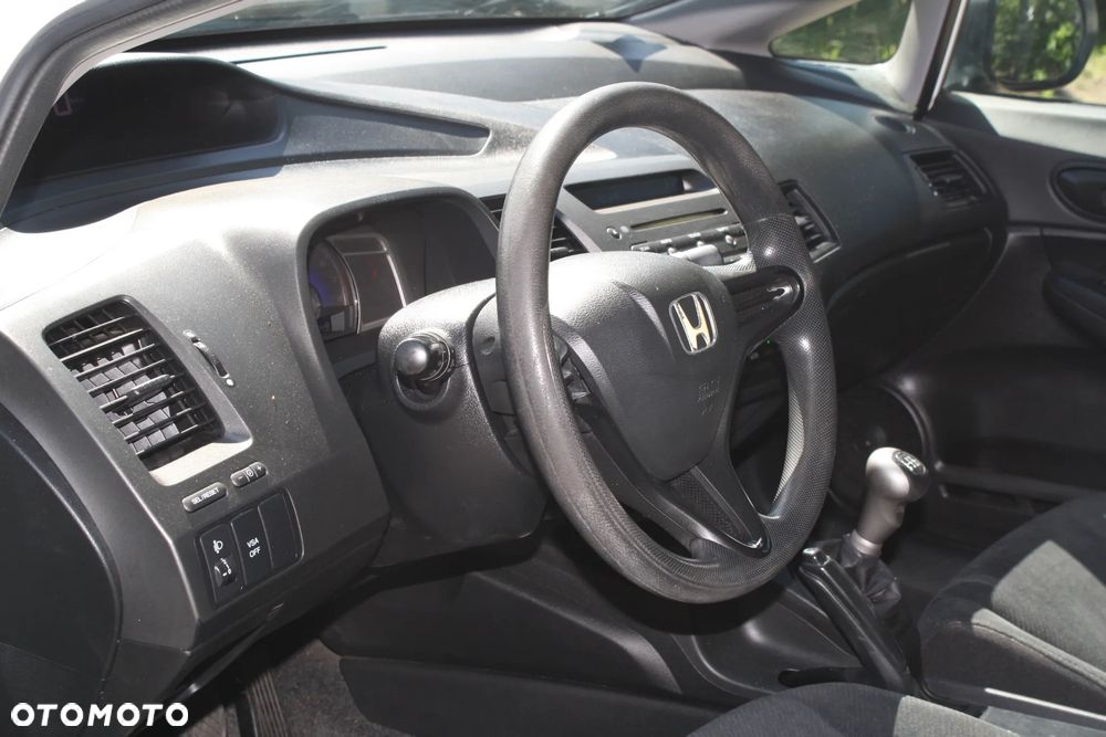 Honda Civic 1.8 Executive - 18