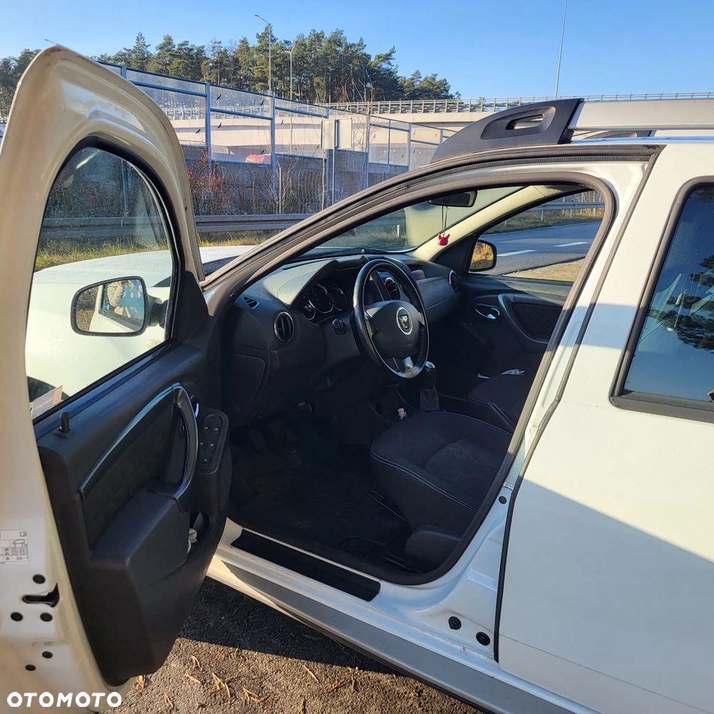 Dacia Duster 1.6 16V 105 4x2 Laureate - 5